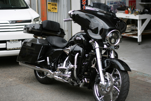 Harley Davidson CVO リアボックス ペイント - SIGN MAKER BIG SIGN