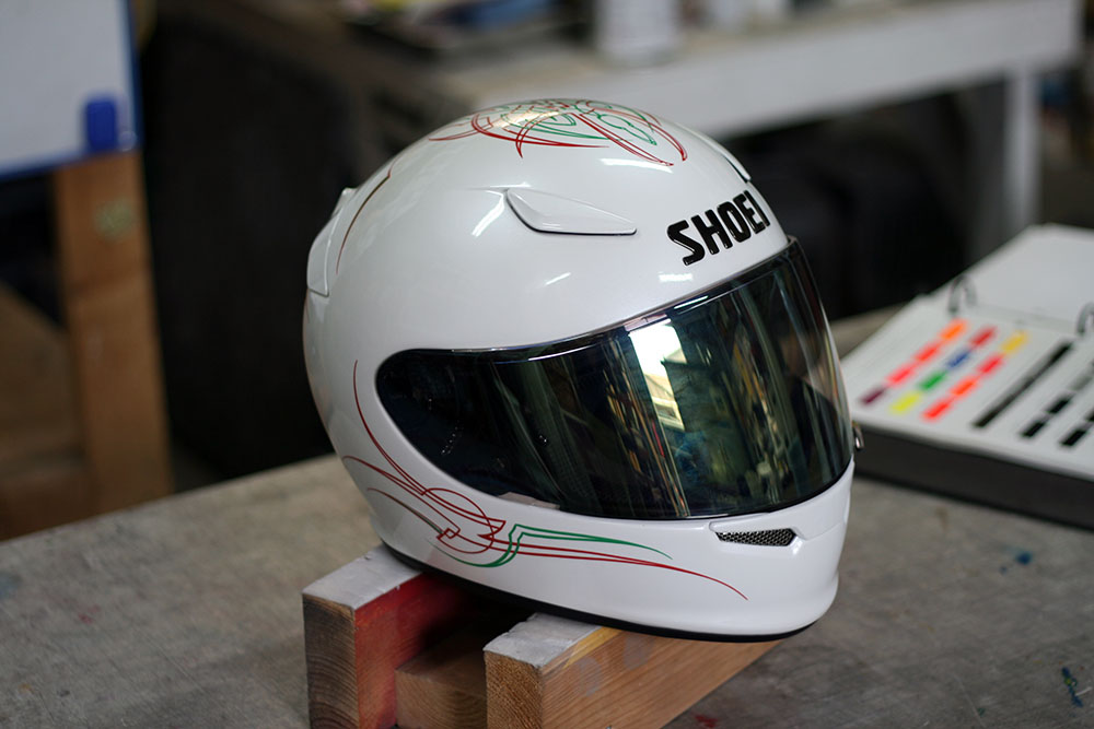 SHOEI Z-7 フルフェイスヘルメット ピンストライプ | BIG SIGN
