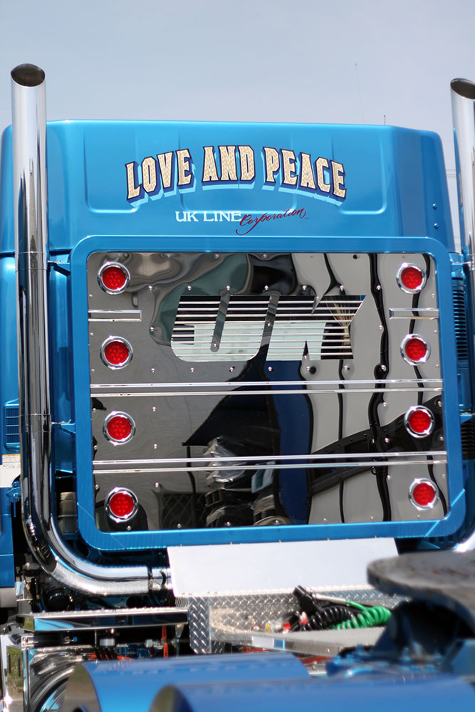 トラック トレーラーヘッド ゴールドリーフ サインペイント