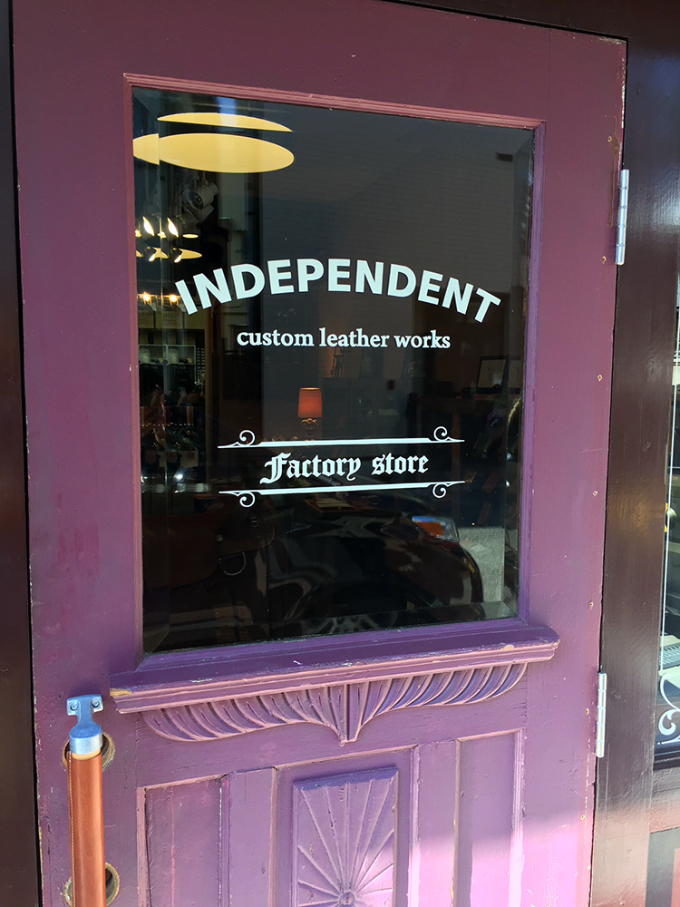 ウインドウサイン サインペイント 店舗 看板