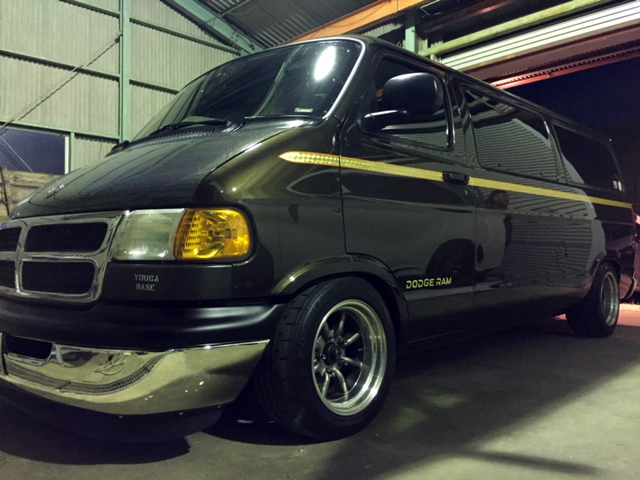 DODGE,RAM,VAN,ゴールドリーフ,ピンストライプ