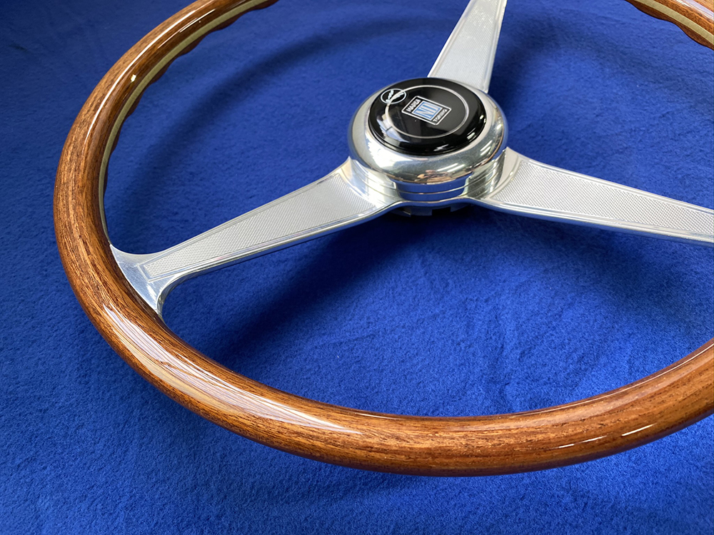 クラシックカー,ウッドステアリング,レストア,補修