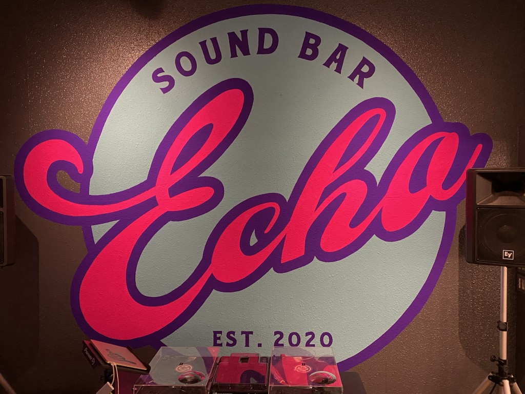 bar 看板,店内デザイン,ウォールペイント