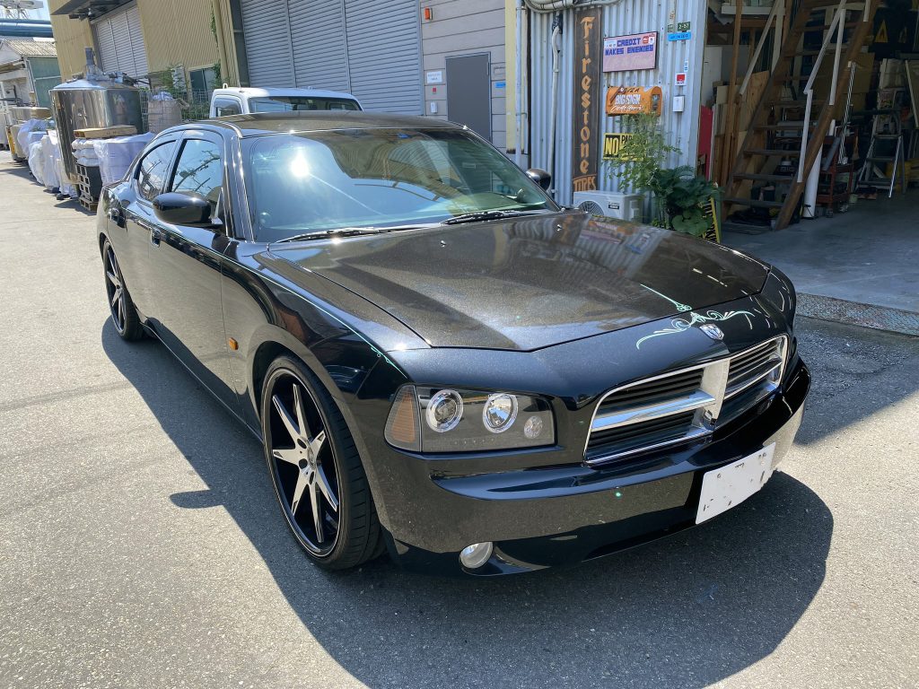 ダッジチャージャー,ピンストライプ,ゴールドリーフレタリング