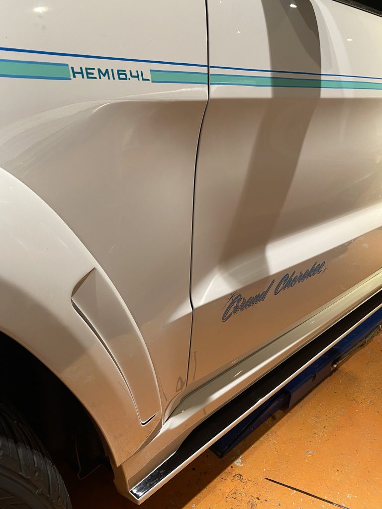 JEEP,グランドチェロキー,ピンストライプ