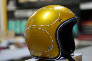 ヴィンテージヘルメット　・　レプリカヘルメット　ピンストライプ